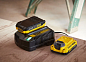Зарядное устройство и 2 аккумулятора 18В STANLEY FATMAX SFMCB12D2