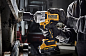 Гайковерт ударный аккумуляторный DeWALT DCF961H2T