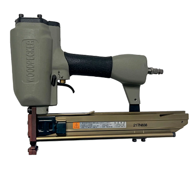 Пневмопистолет скобозабивной каркасный Woodpecker 21TN838