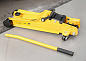 Домкрат гидравлический подкатный Stanley STMT81251-1 2000 кг